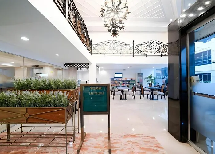 Palmas De Manila