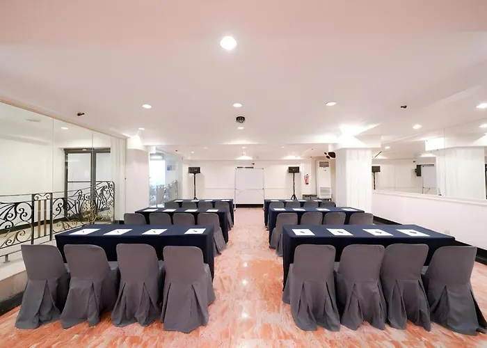 Hotel Palmas De 3*