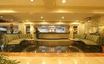 Palmas De 3* Manila