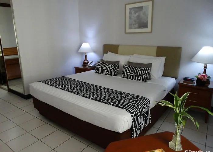 Palmas De 3* Manila