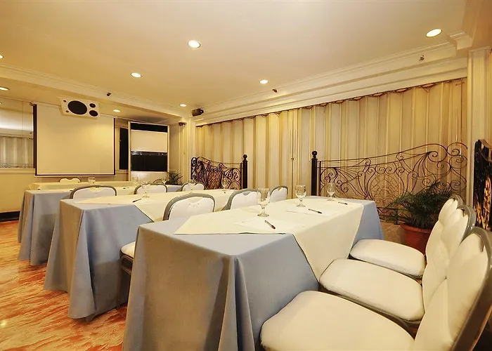 Hotel Palmas De